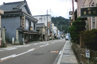 有田焼の地、有田の赤絵町界隈