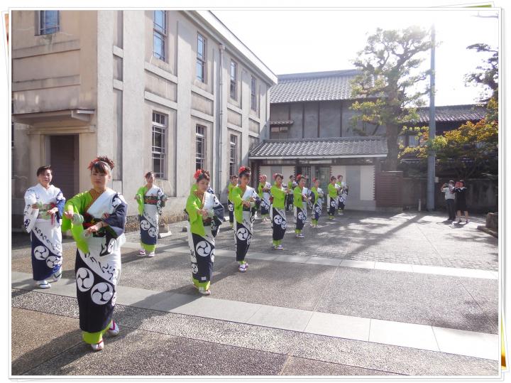 皿踊り 皿踊り