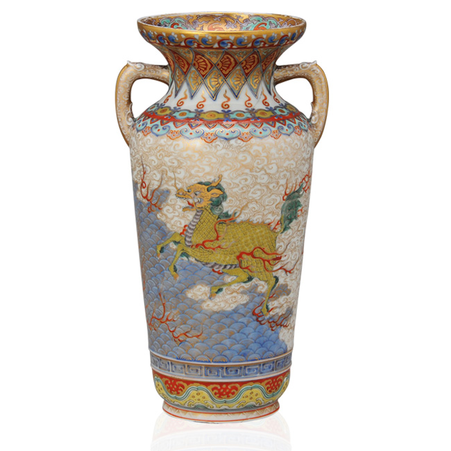 色絵鳳凰麒麟龍亀文三足花瓶« » 有田焼 古陶磁・美術品 展示美術館 色絵鳳凰麒麟龍亀文三足花瓶« » 有田焼 古陶磁・美術品 展示美術館
