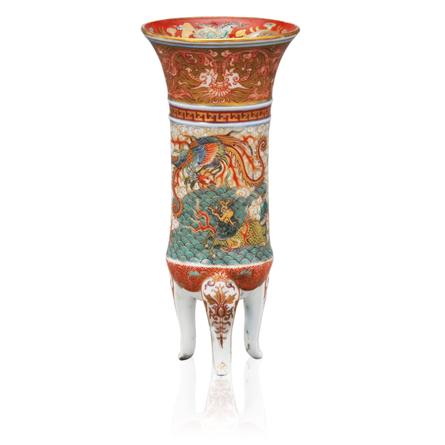 色絵鳳凰麒麟龍亀文三足花瓶« » 有田焼 古陶磁・美術品 展示美術館 色絵鳳凰麒麟龍亀文三足花瓶« » 有田焼 古陶磁・美術品 展示美術館