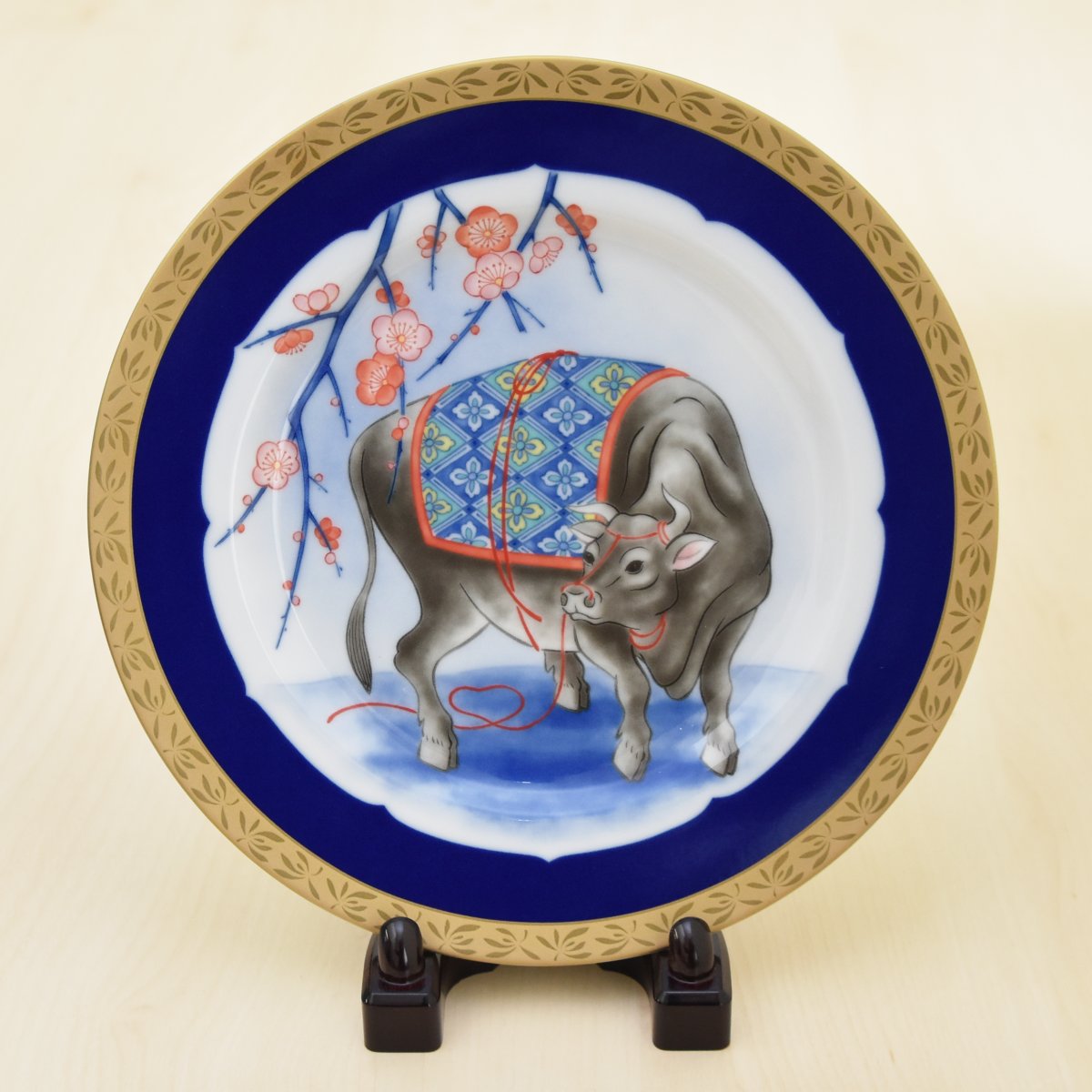 干支 丑 飾り皿 21年干支 丑 有田焼の老舗 香蘭社