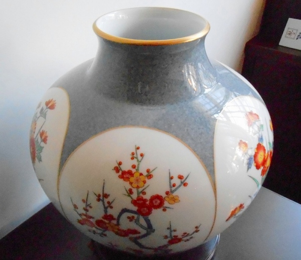 染錦梅菊牡丹）花瓶«花瓶|有田焼の老舗 香蘭社