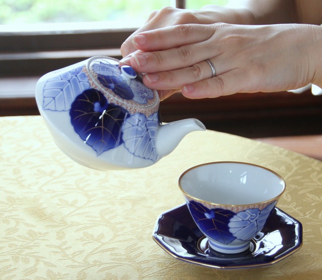 愁海棠）小ぶり茶器揃«茶器|有田焼の老舗 香蘭社